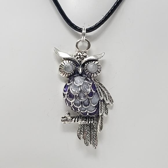Owl Pendant White & Purple Metallic Resin Necklace - Picture 2 of 8
